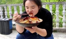 阿朵吃瓜群众,瓜田里的“吃瓜群众”