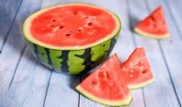 吃瓜吃瓜怎么打出来,揭秘“吃瓜吃瓜”背后的趣味与智慧