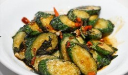 三月瓜煎着吃,传统美食的现代演绎