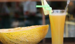 吃哈密瓜食道发酸,美味背后的消化小秘密