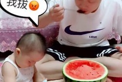 小朋友吃大瓜,小朋友欢乐吃大瓜