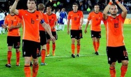 为足球吃瓜球迷,揭秘赛场背后的趣味故事