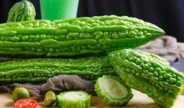 两头吃瓜,揭秘网络热词背后的趣味与智慧