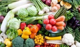 民族幼儿师范吃瓜,瓜田里的快乐成长时光