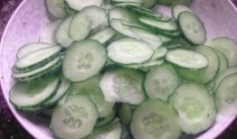 白生瓜怎么炒着吃,家常美味新尝试