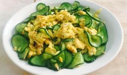 白生瓜怎么炒着吃,家常美味新尝试