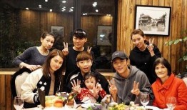 在法庭里吃瓜,一场意外的庭审奇观